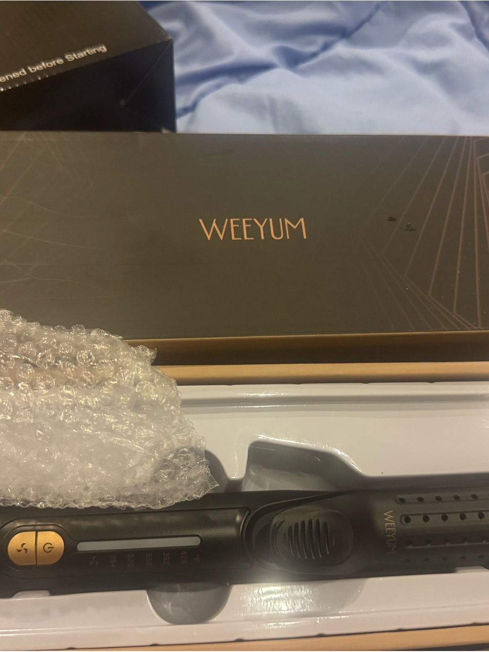 WEEYUM Black & Gold Hair Styler